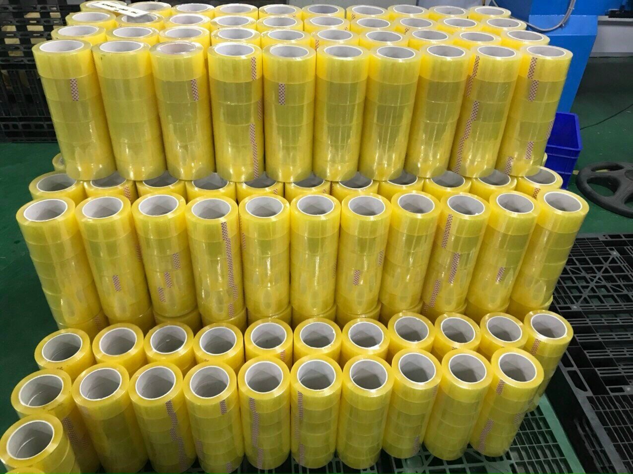 336274271_205108895447125_1015221612654473428_n BĂNG DÍNH OPP DÁN THÙNG