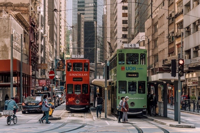 Xe điện Ding Ding trên đường phố